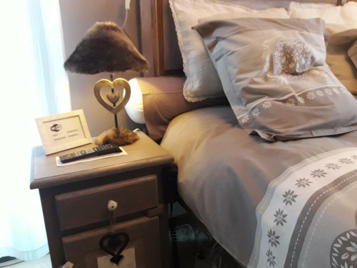 Romantic Room In Brussels Sky Экстерьер фото
